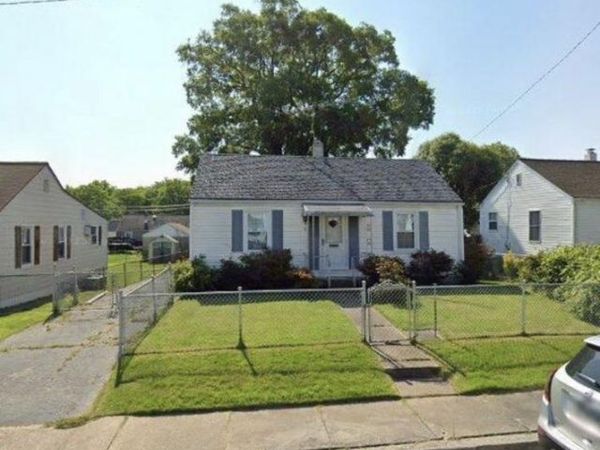 7 EDGEWATER TERRACE, BALTIMORE, MD 21221