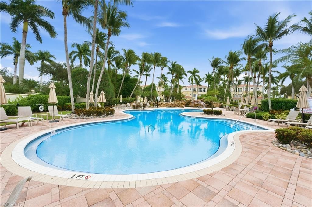 2605 Estrella Ct, Unit PH 3, Naples, FL 34109 Photo