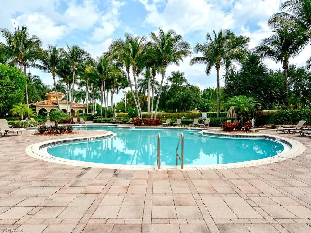 2605 Estrella Ct, Unit PH 3, Naples, FL 34109 Photo