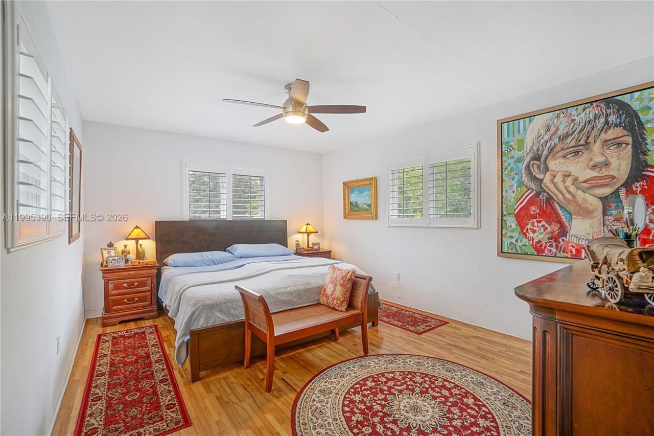 2720 S Le Jeune Rd, Unit 2720, Coral Gables, FL 33134 Photo