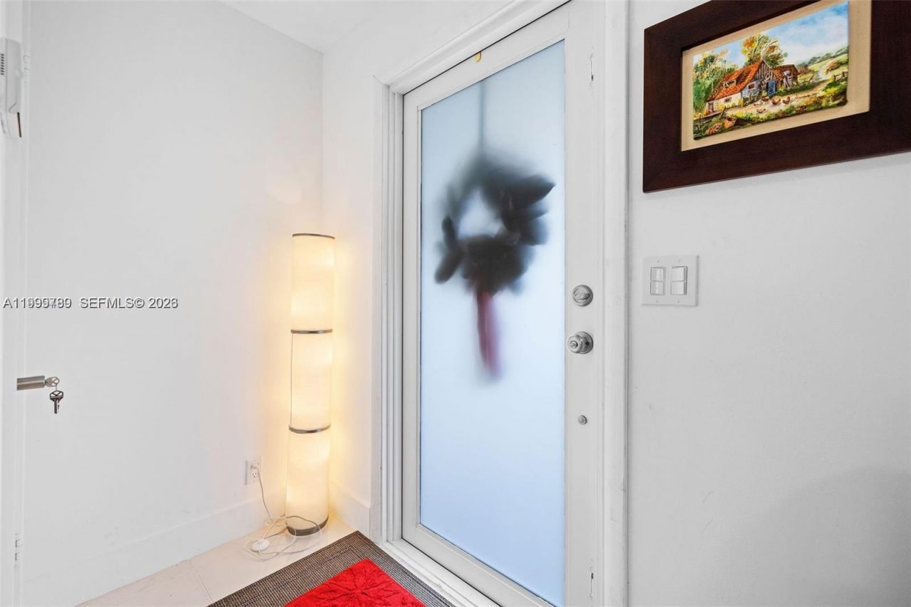 1086 NW 88th Way, Plantation, FL 33322 Photo