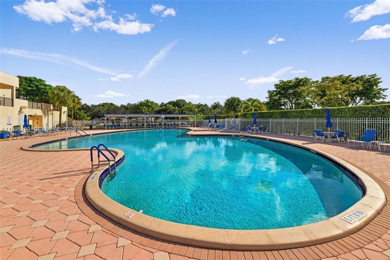 1086 NW 88th Way, Plantation, FL 33322 Photo