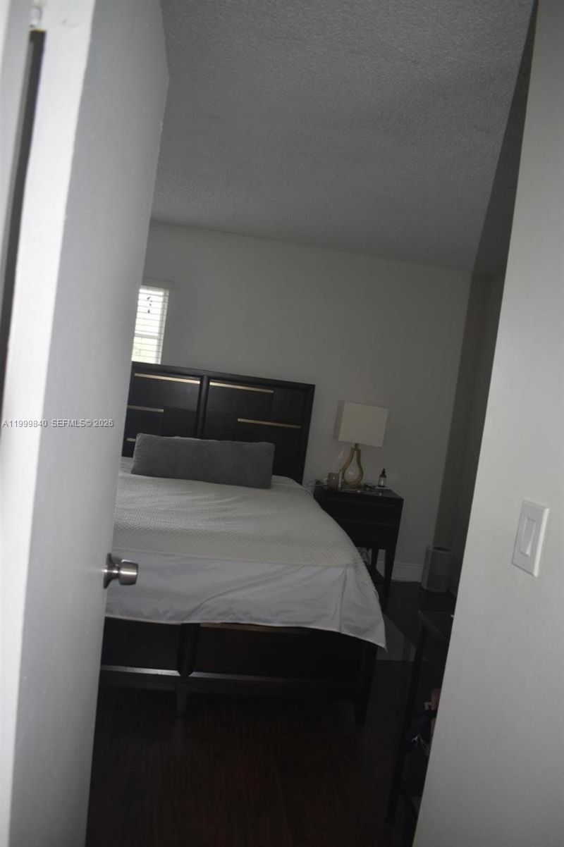 5231 Geneva Way, Unit 204, Doral, FL 33166 Photo
