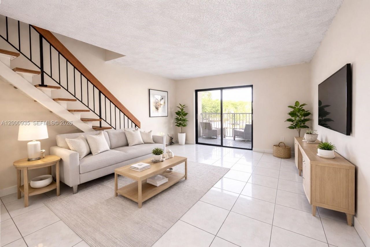 5575 W 26th Court, Unit 203, Hialeah, FL 33016 Photo