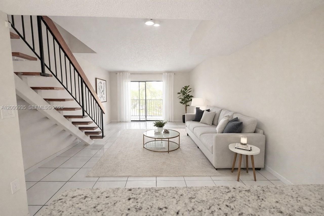 5575 W 26th Court, Unit 203, Hialeah, FL 33016 Photo