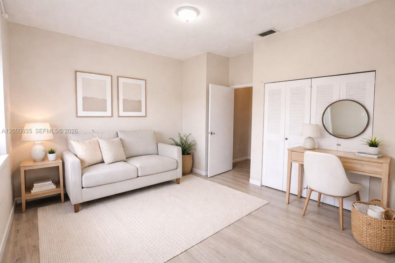 5575 W 26th Court, Unit 203, Hialeah, FL 33016 Photo