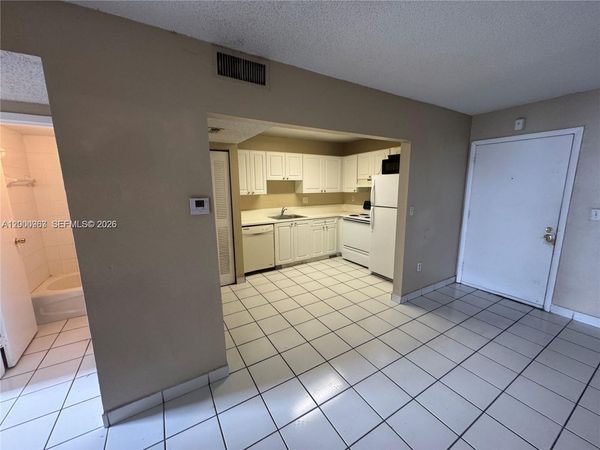 5100 SW 41st St , Unit PH1, Pembroke Park, FL 33023