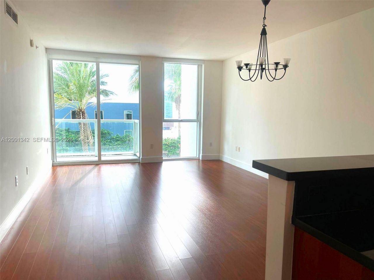 253 NE 2nd St, Unit 1004, Miami, FL 33132 Photo