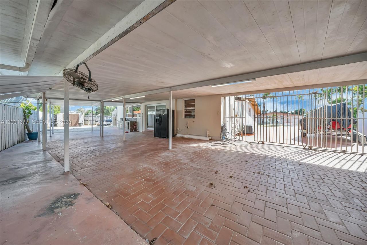 8241 SW 12th Ter , Miami, FL 33144 Photo