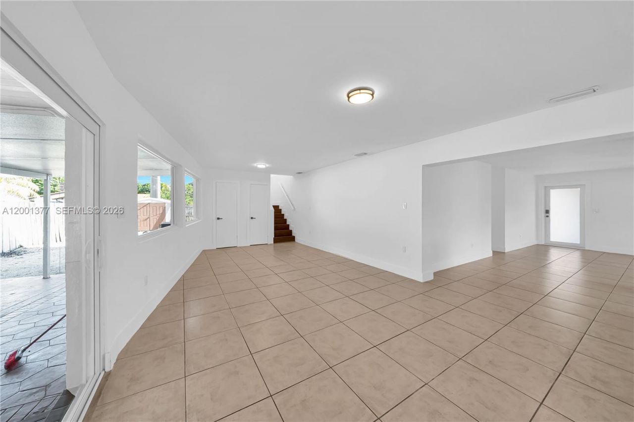 8241 SW 12th Ter , Miami, FL 33144 Photo