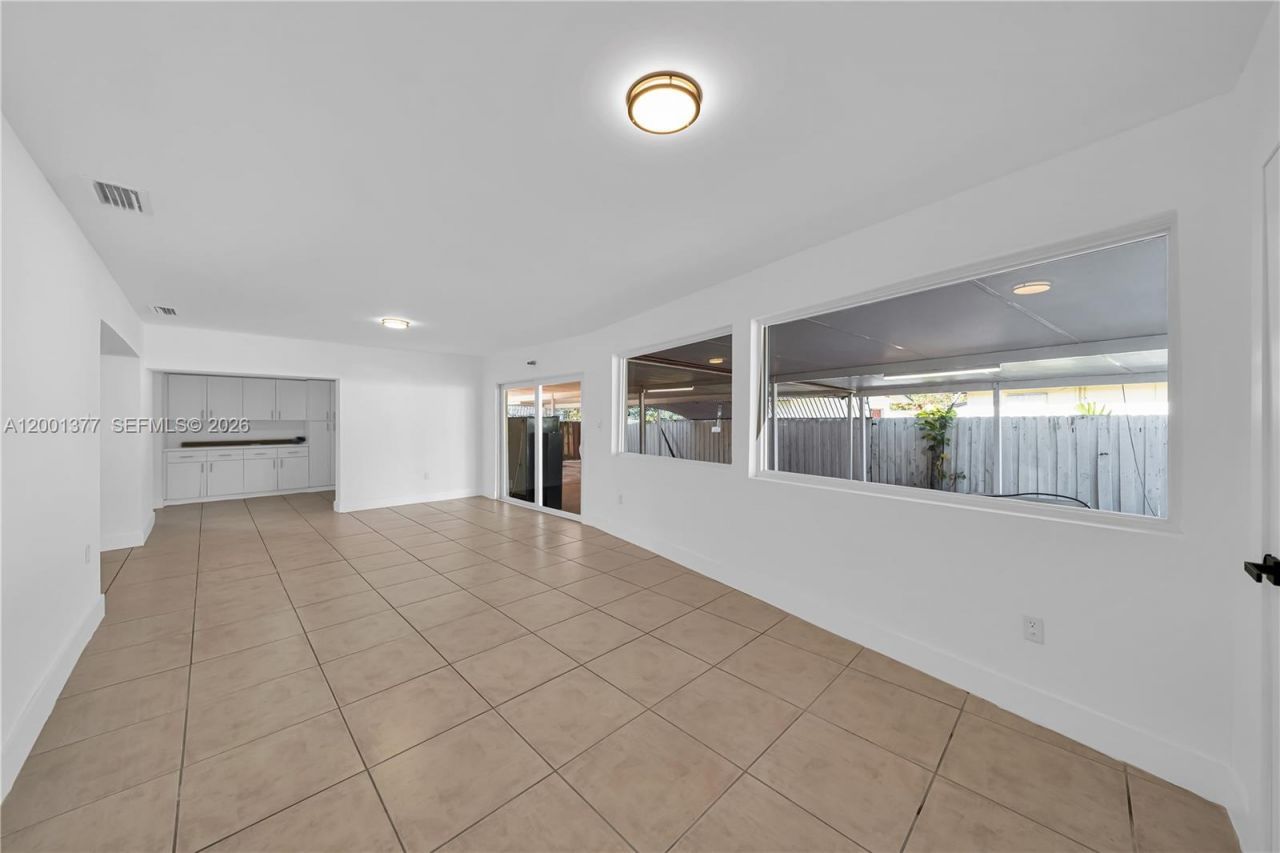 8241 SW 12th Ter, Miami, FL 33144 Photo