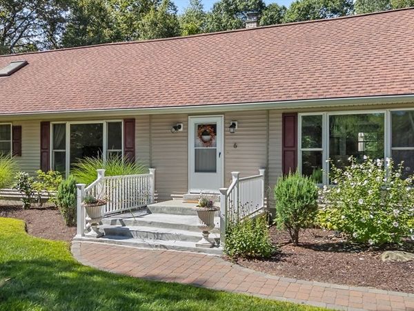 6 Sunrise Ave, Auburn, MA 01501