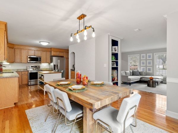 5 Prentiss Place, Unit 5, Medfield, MA 02052