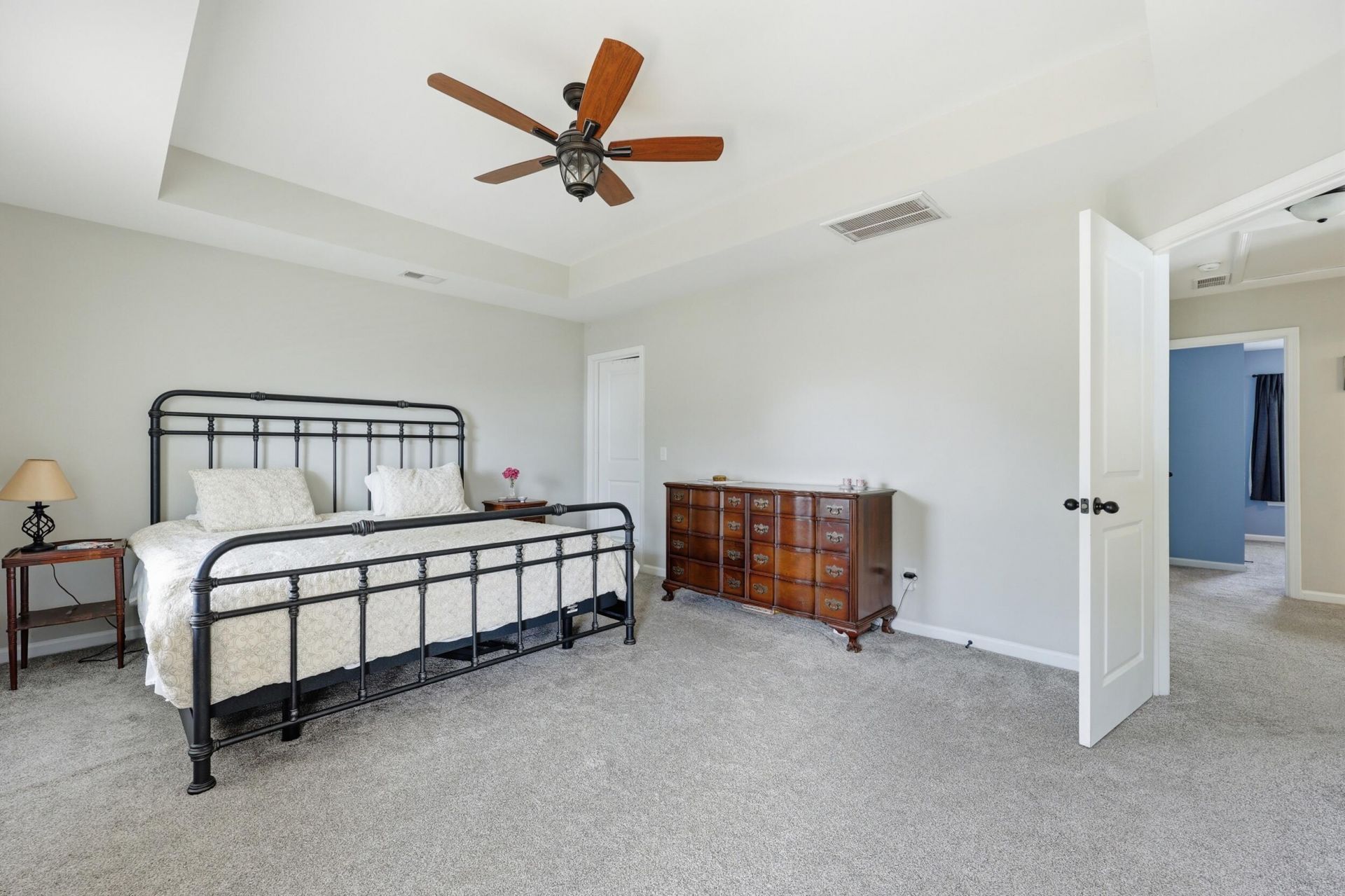 122 Angelica Avenue Photo 17