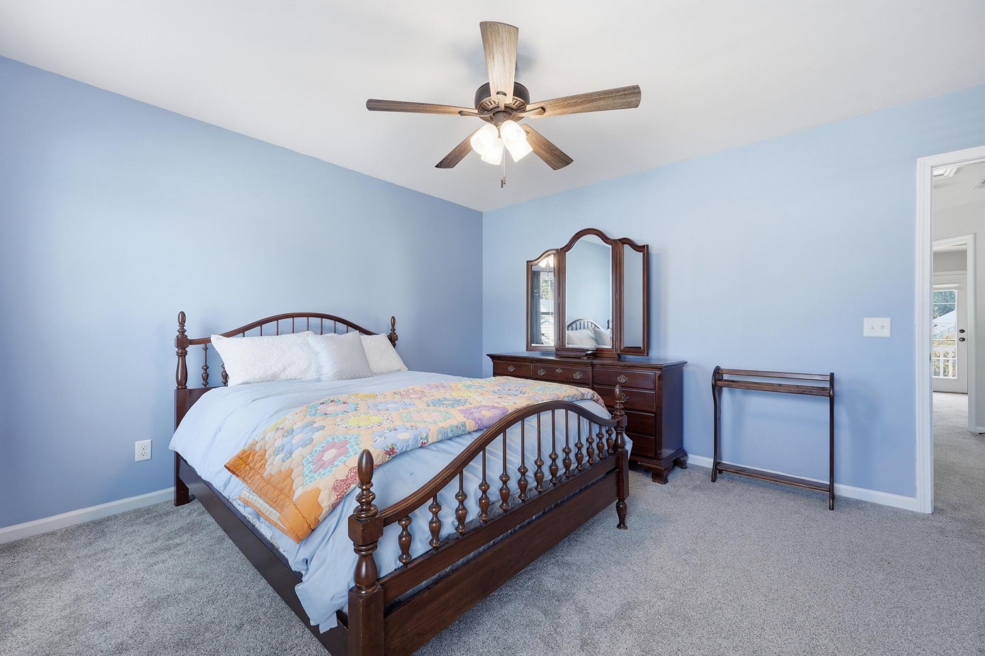 122 Angelica Avenue Photo 21