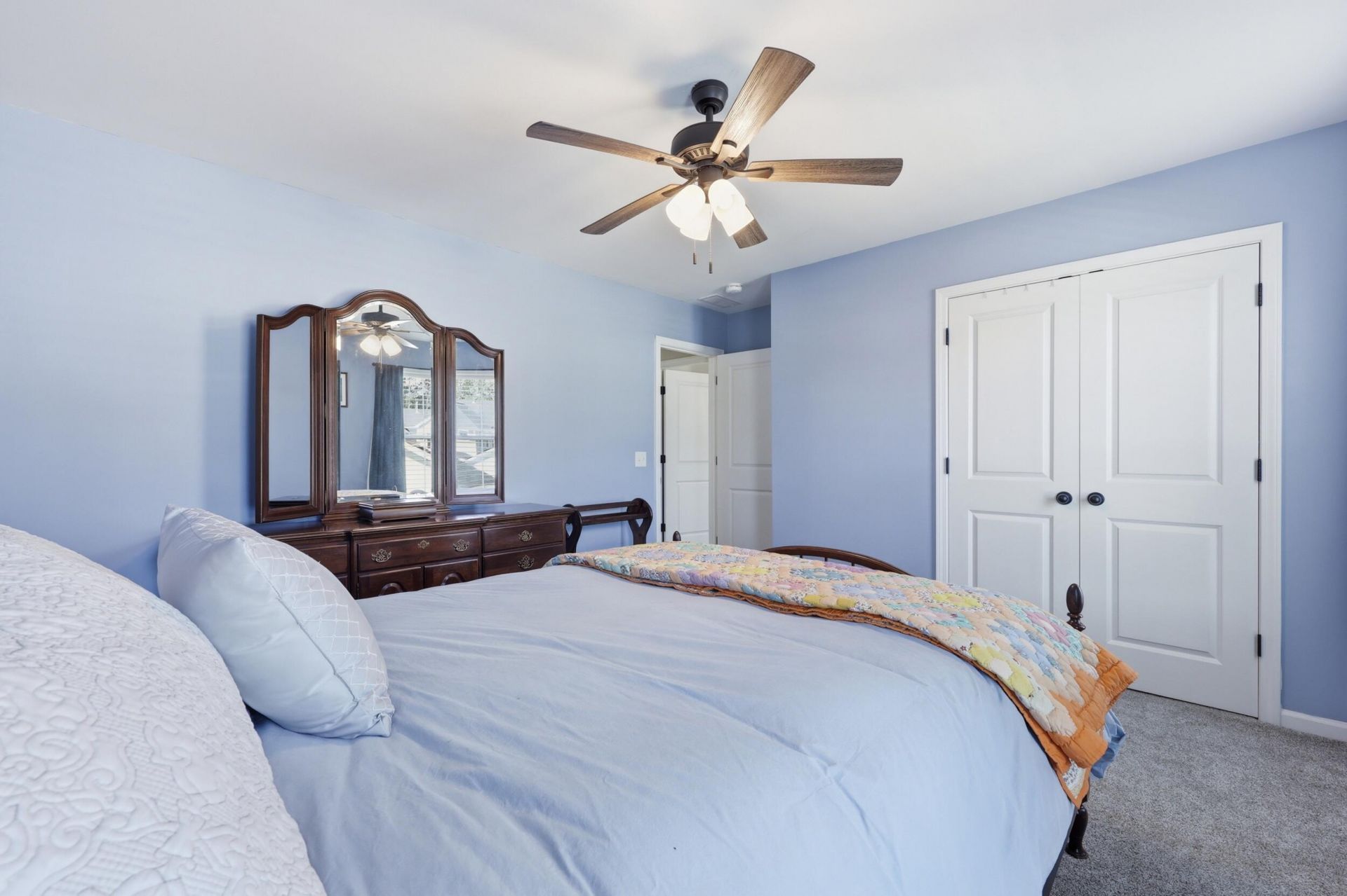 122 Angelica Avenue Photo 22