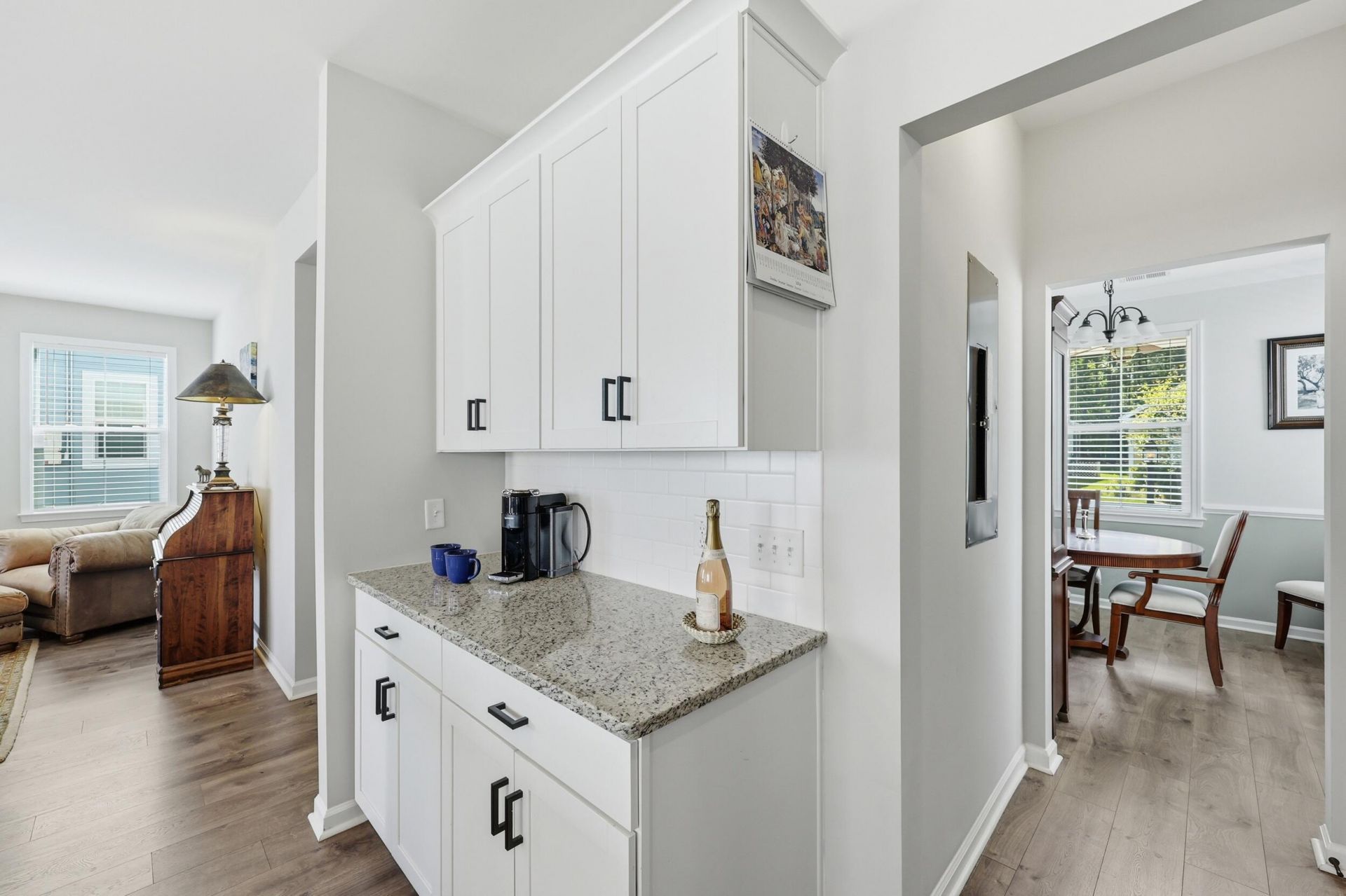 122 Angelica Avenue Photo 5