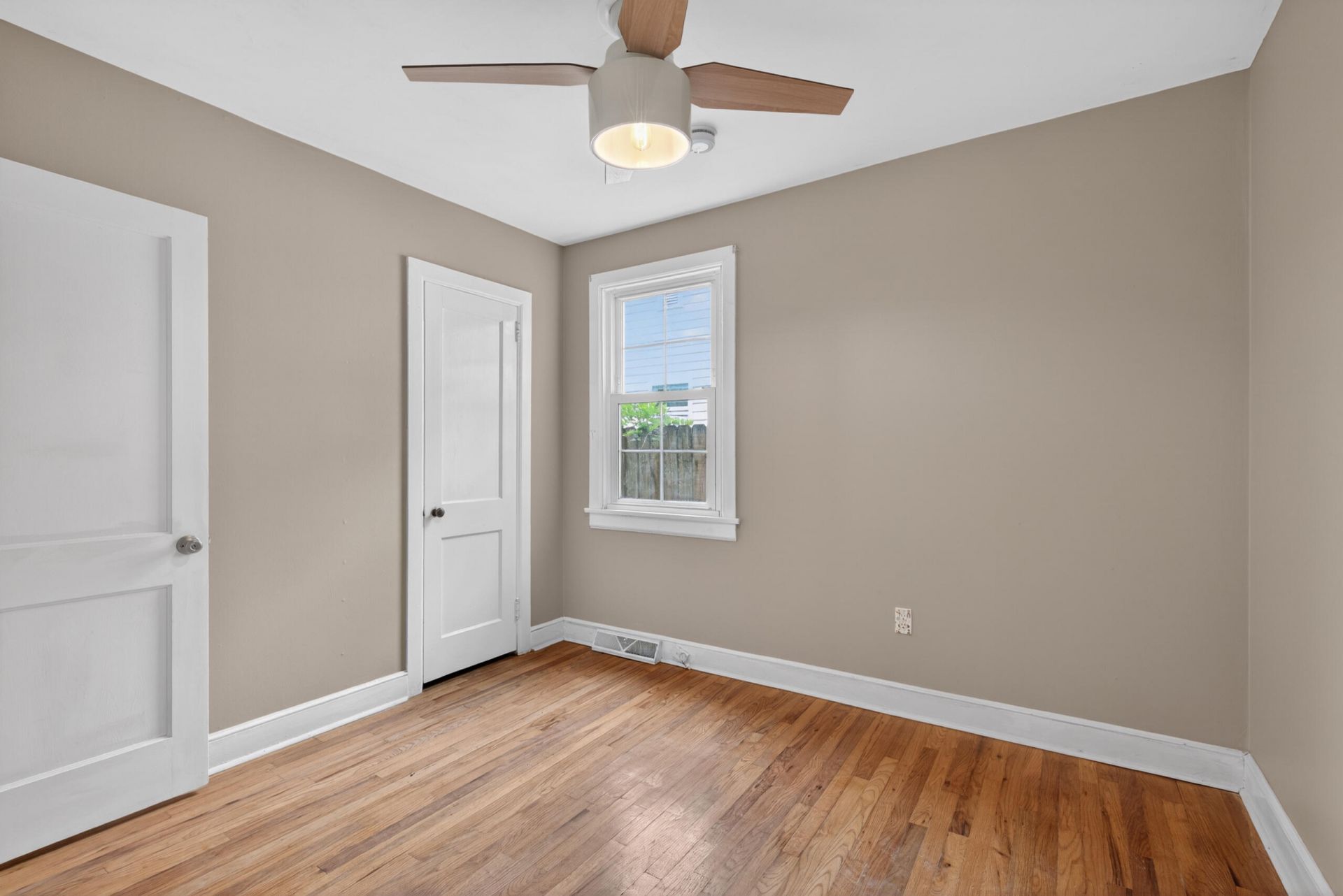 4512 Overbrook Avenue Photo 31