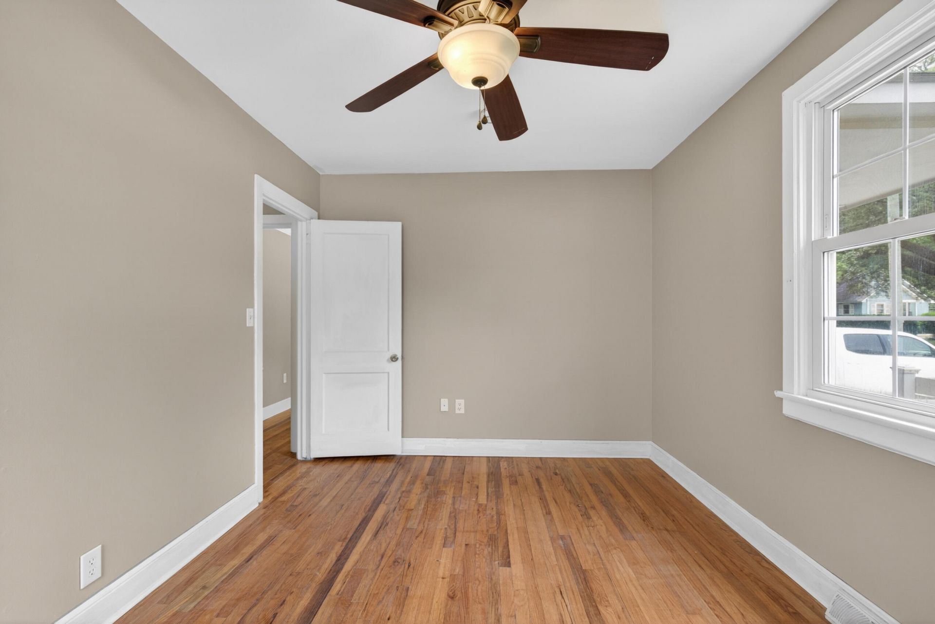 4512 Overbrook Avenue Photo 37