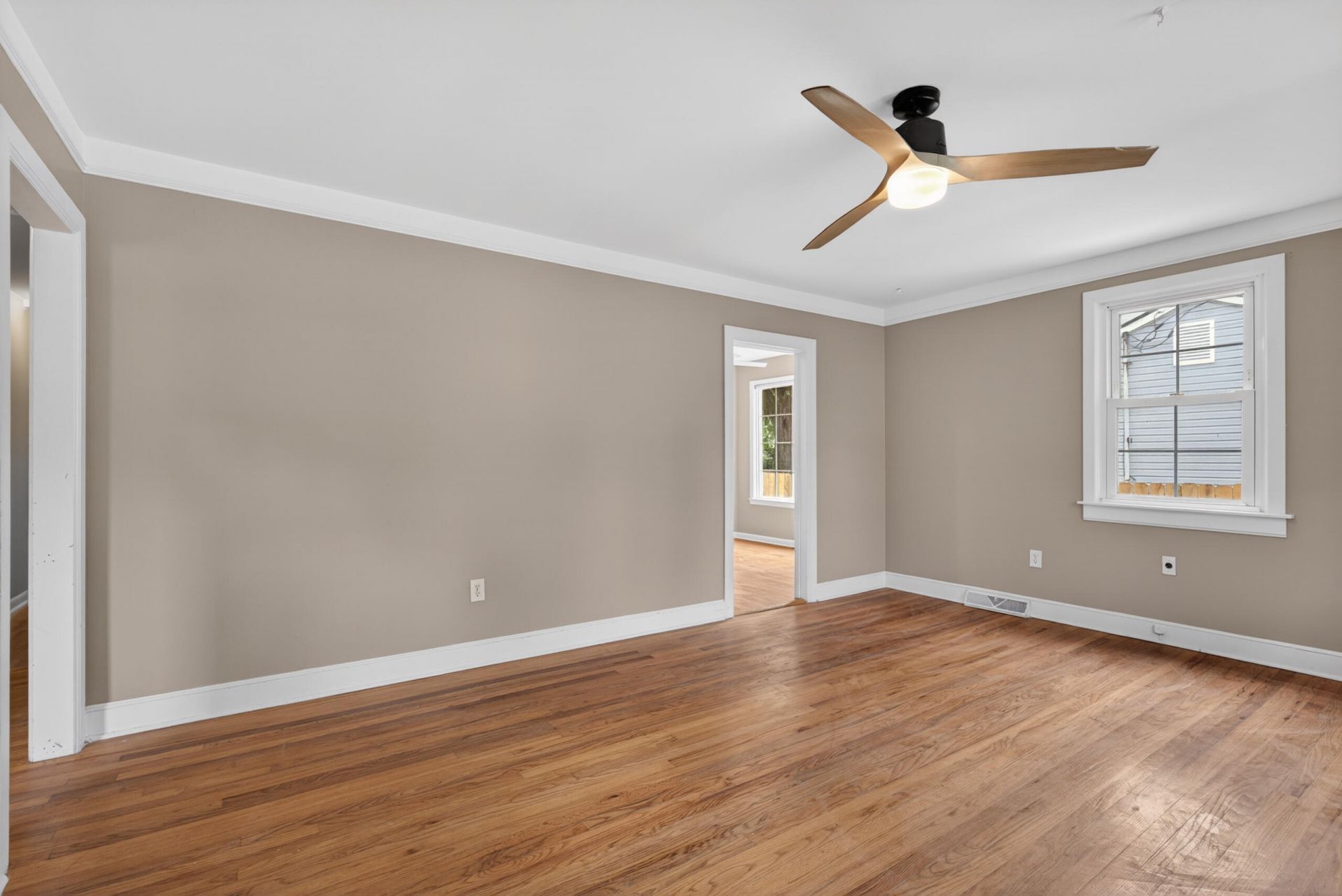 4512 Overbrook Avenue Photo 8