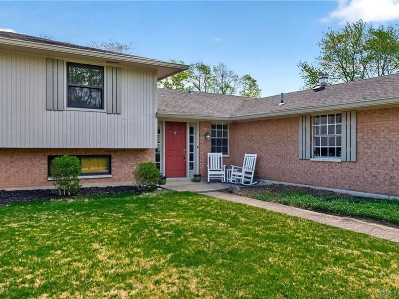 6120 Park Ridge Drive, Centerville, OH 45459 Photo 2