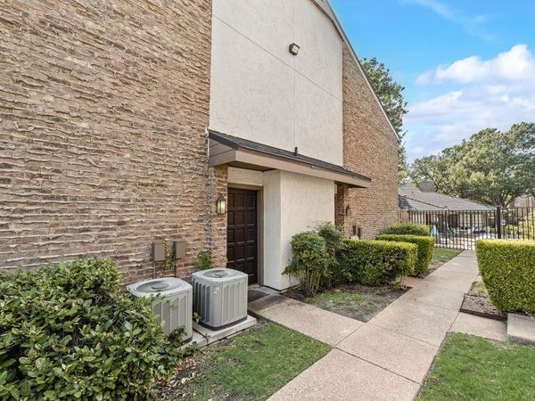 333 Melrose Drive, Unit 3B, Richardson, TX 75080