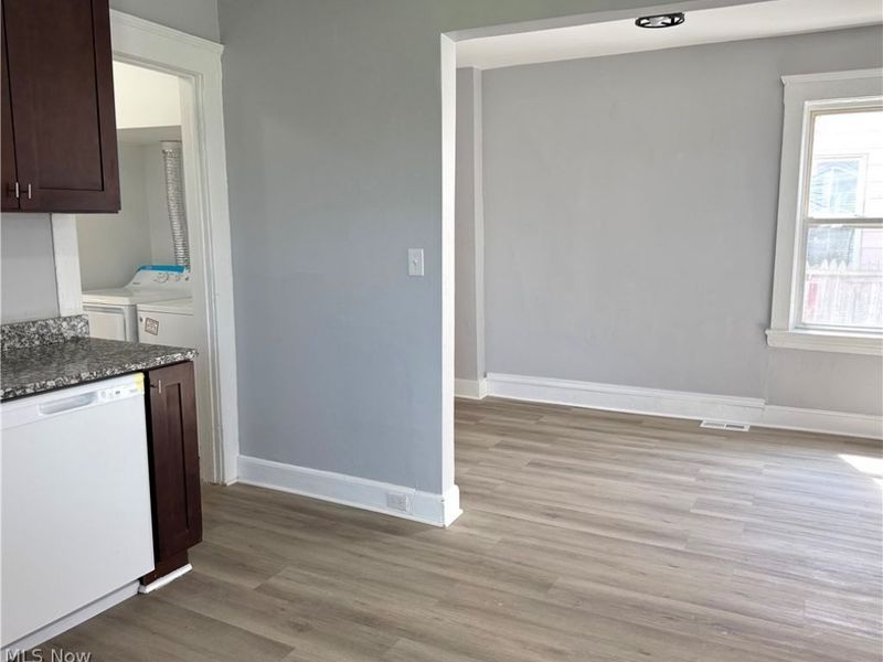 3143 W 104th Street, Cleveland, OH 44111 Photo 3