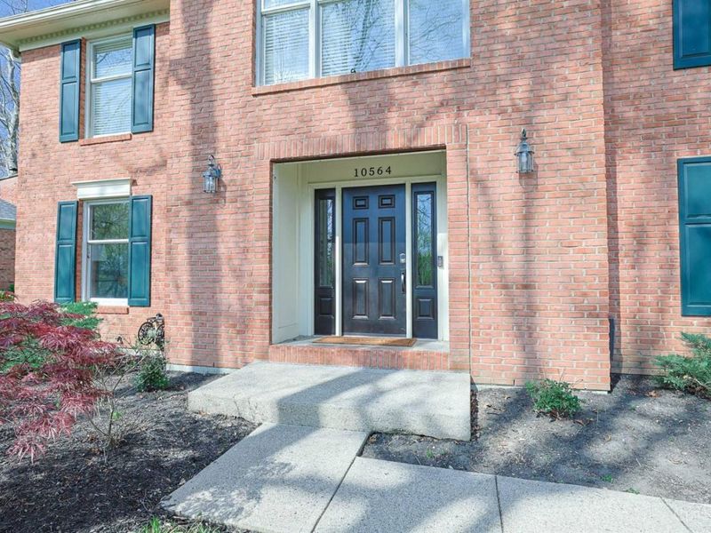 10564 Stablehand Drive, Symmes Township, OH 45242 Photo 2