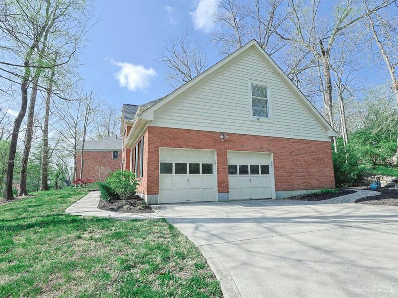 10564 Stablehand Drive, Symmes Township, OH 45242 Photo 58