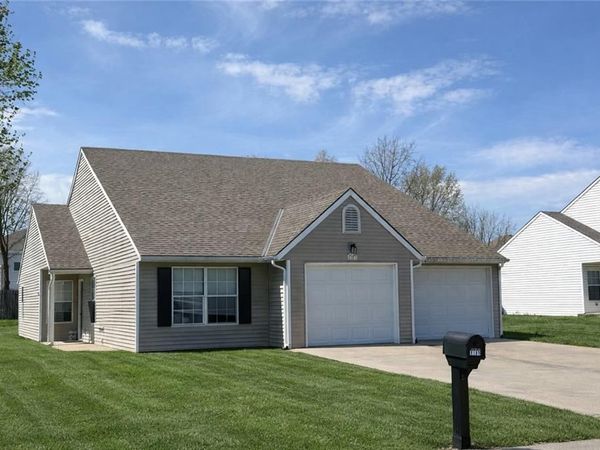 1101 Carriage Lane, Cameron, MO 64429