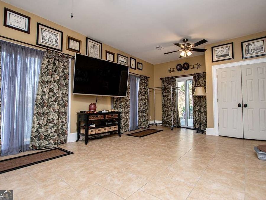 Property Image 86