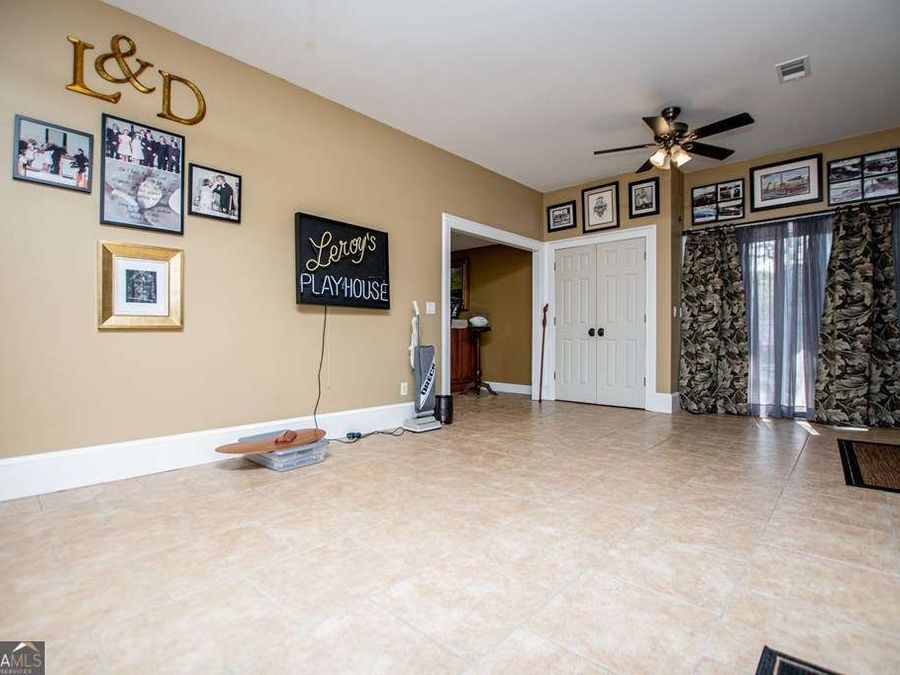 Property Image 87
