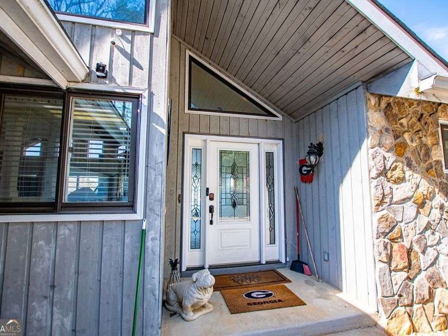 Property Image 100