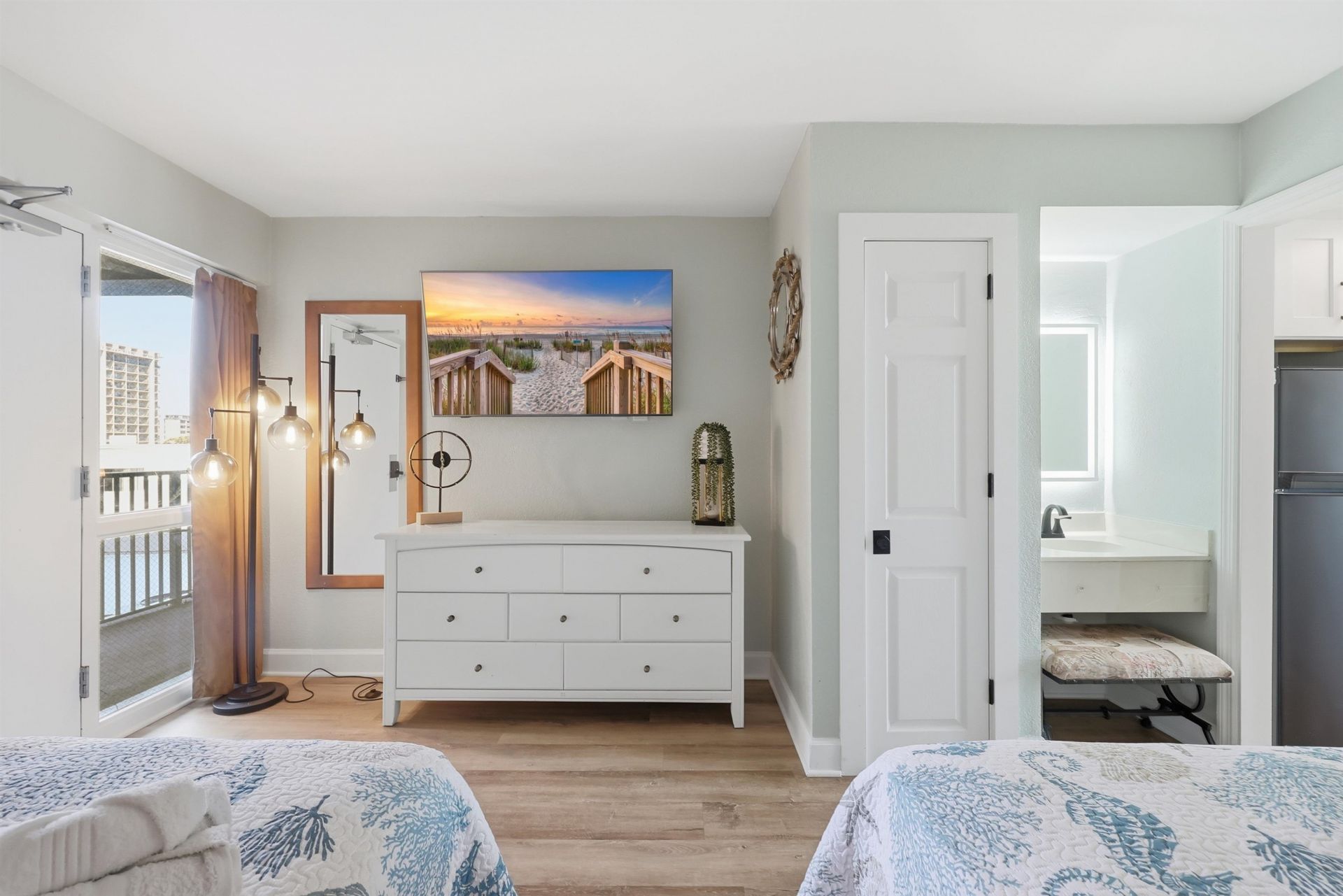 201 74th Ave. N Photo 6