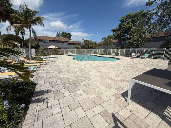 4869 NW 9th Drive, Unit 4869, Plantation, FL 33317