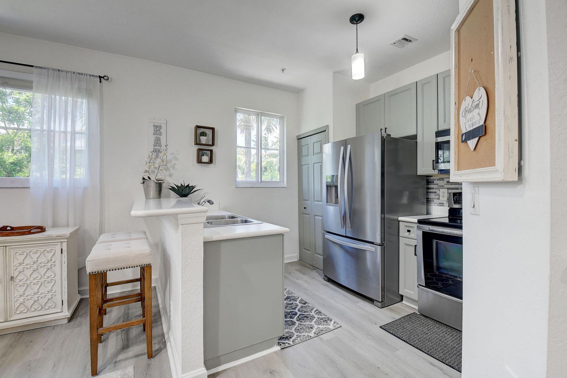 525 Bayfront Drive, Boynton Beach, FL 33435 Photo