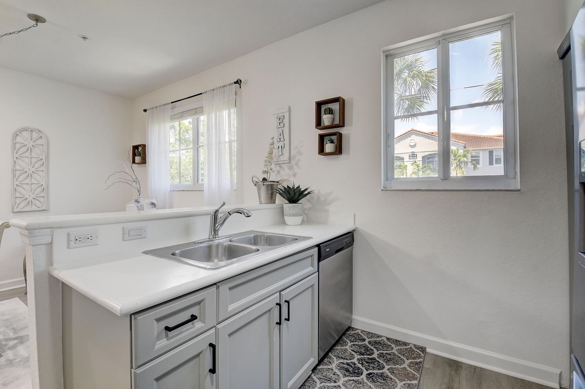 525 Bayfront Drive, Boynton Beach, FL 33435 Photo