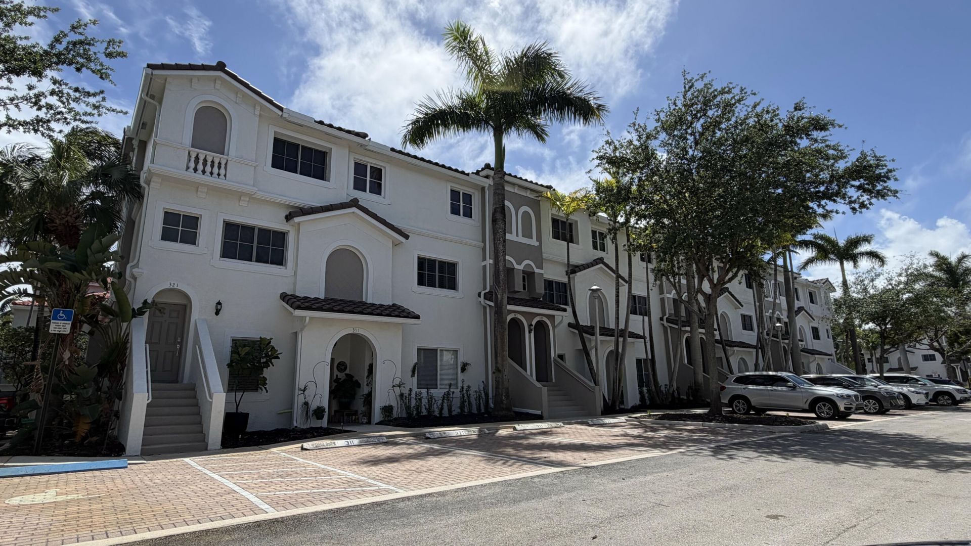 525 Bayfront Drive, Boynton Beach, FL 33435 Photo