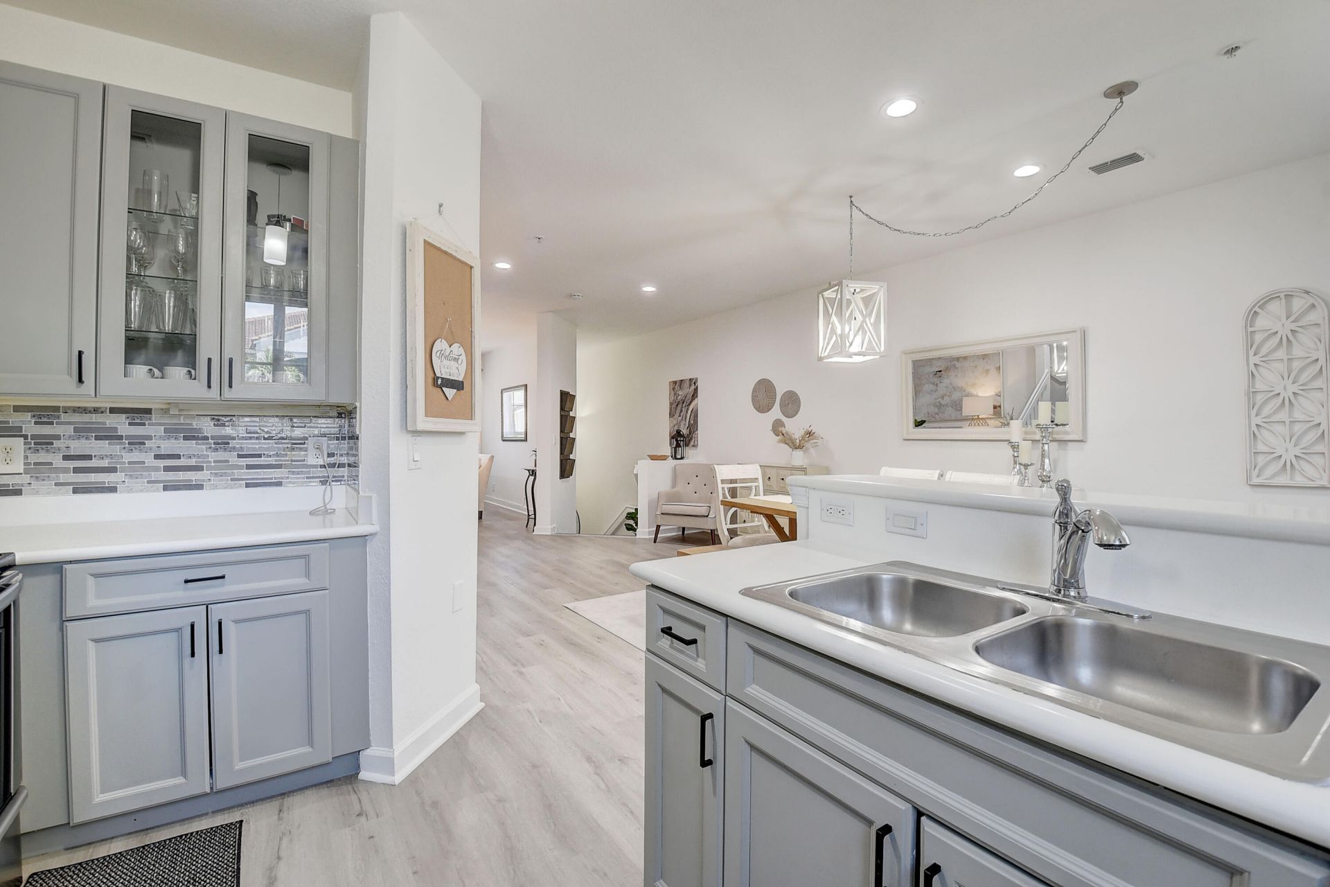 525 Bayfront Drive, Boynton Beach, FL 33435 Photo