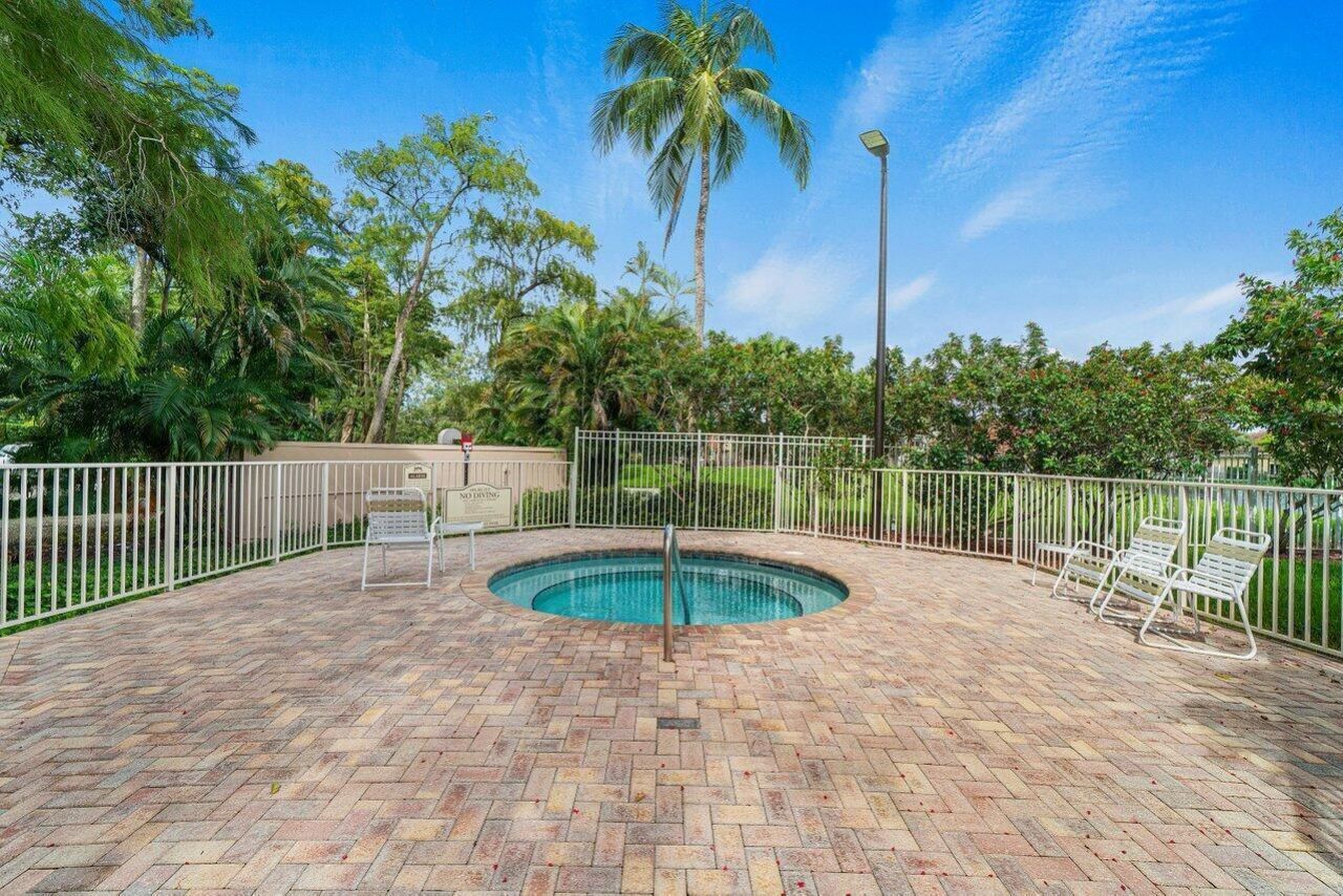 10821 La Salinas Circle, Boca Raton, FL 33428 Photo