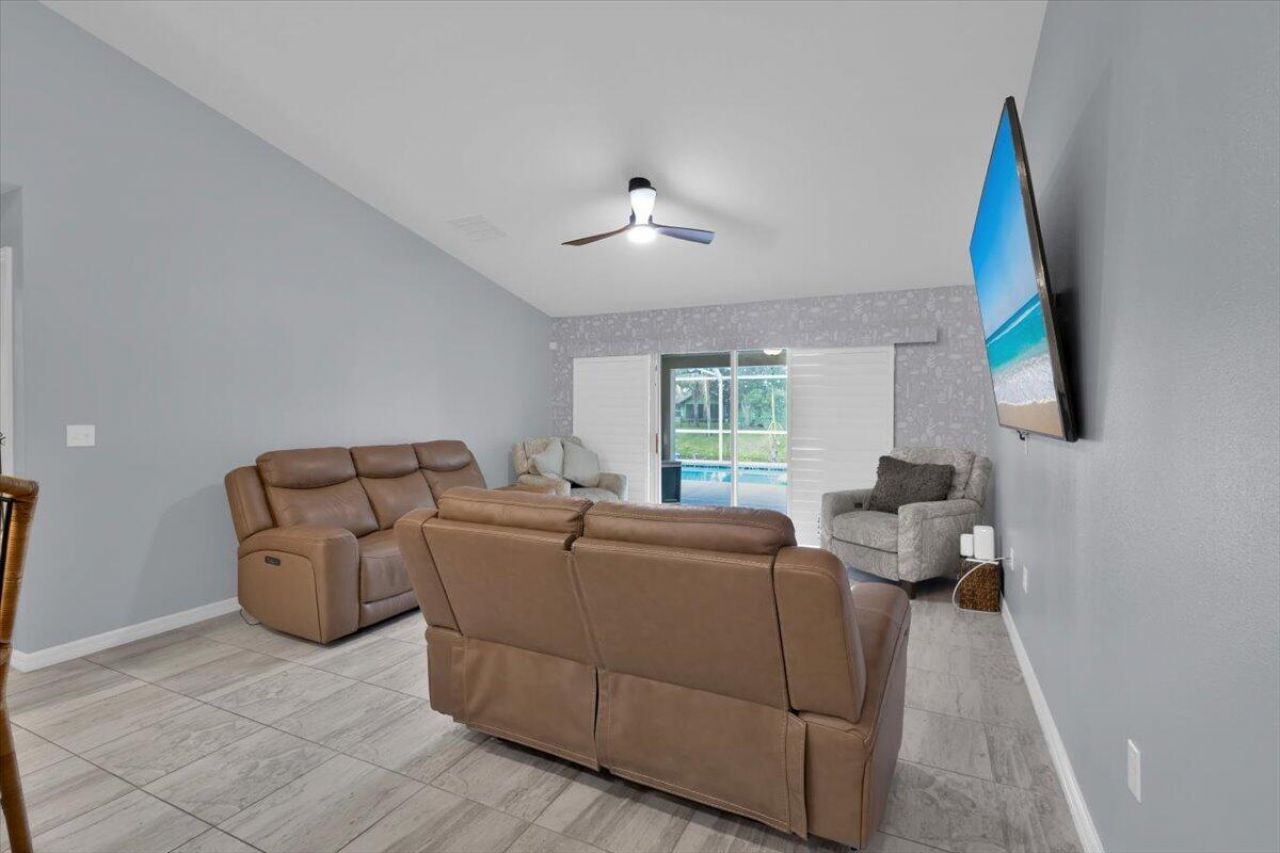 249 SE Whitmore Drive, Port Saint Lucie, FL 34984 Photo