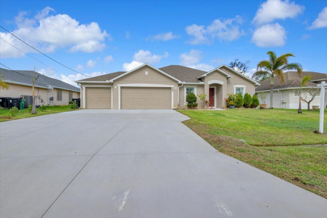 249 SE Whitmore Drive, Port Saint Lucie, FL 34984 Photo