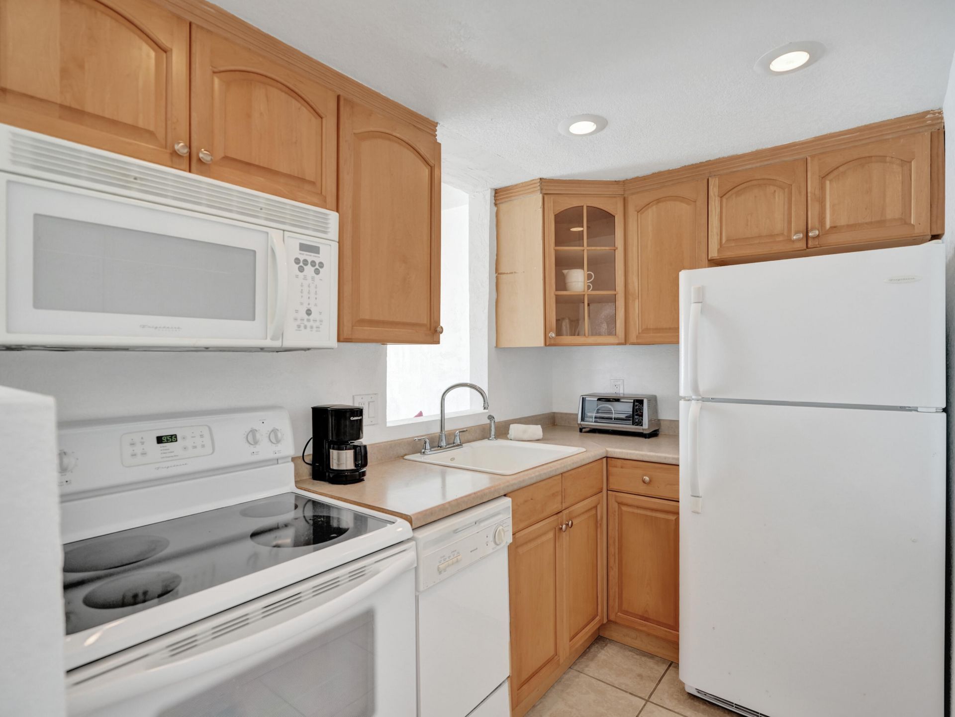 625 Antioch Avenue, Unit 110, Fort Lauderdale, FL 33304 Photo