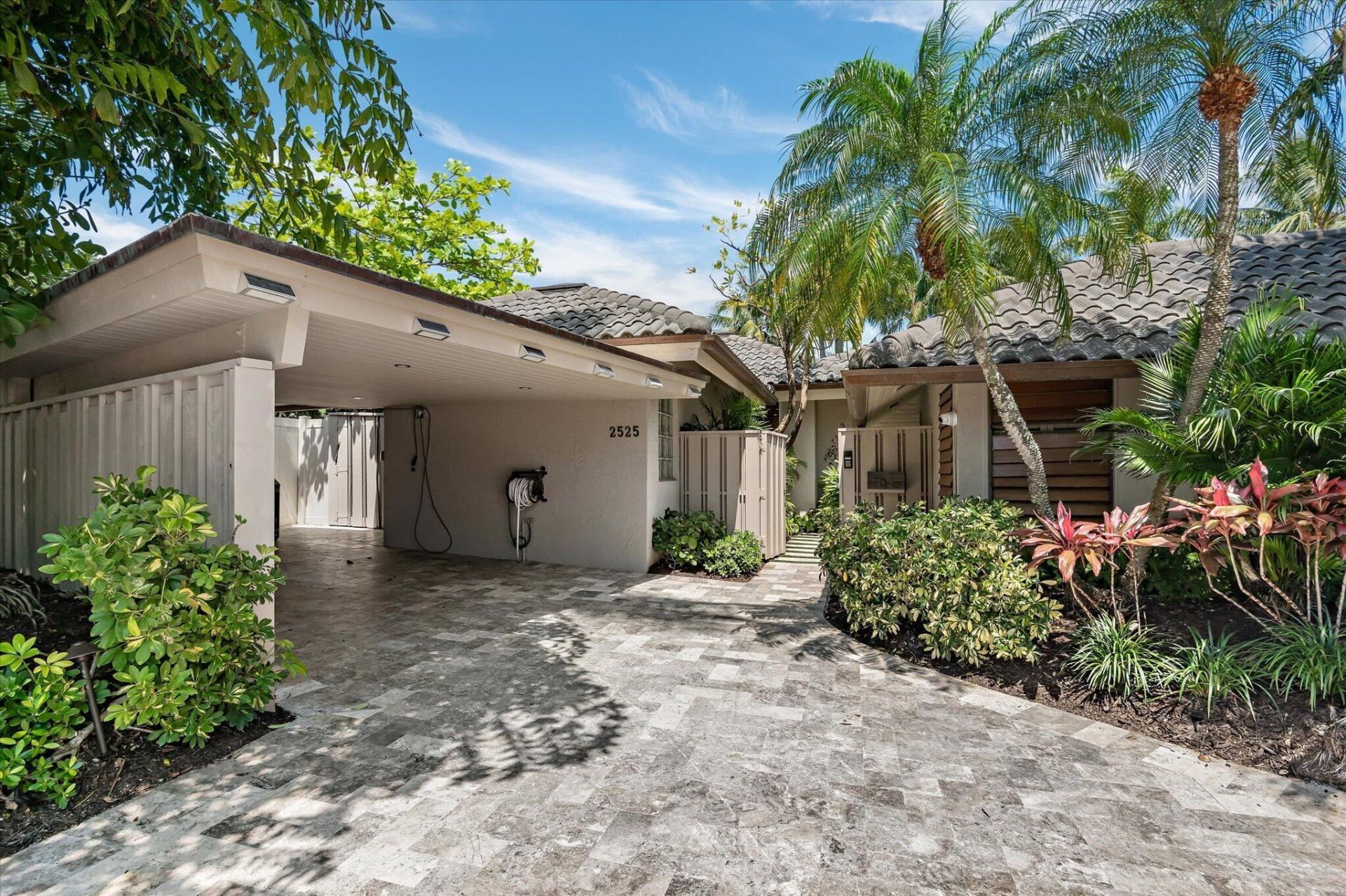 2525 Barcelona Drive, Fort Lauderdale, FL 33301 Photo