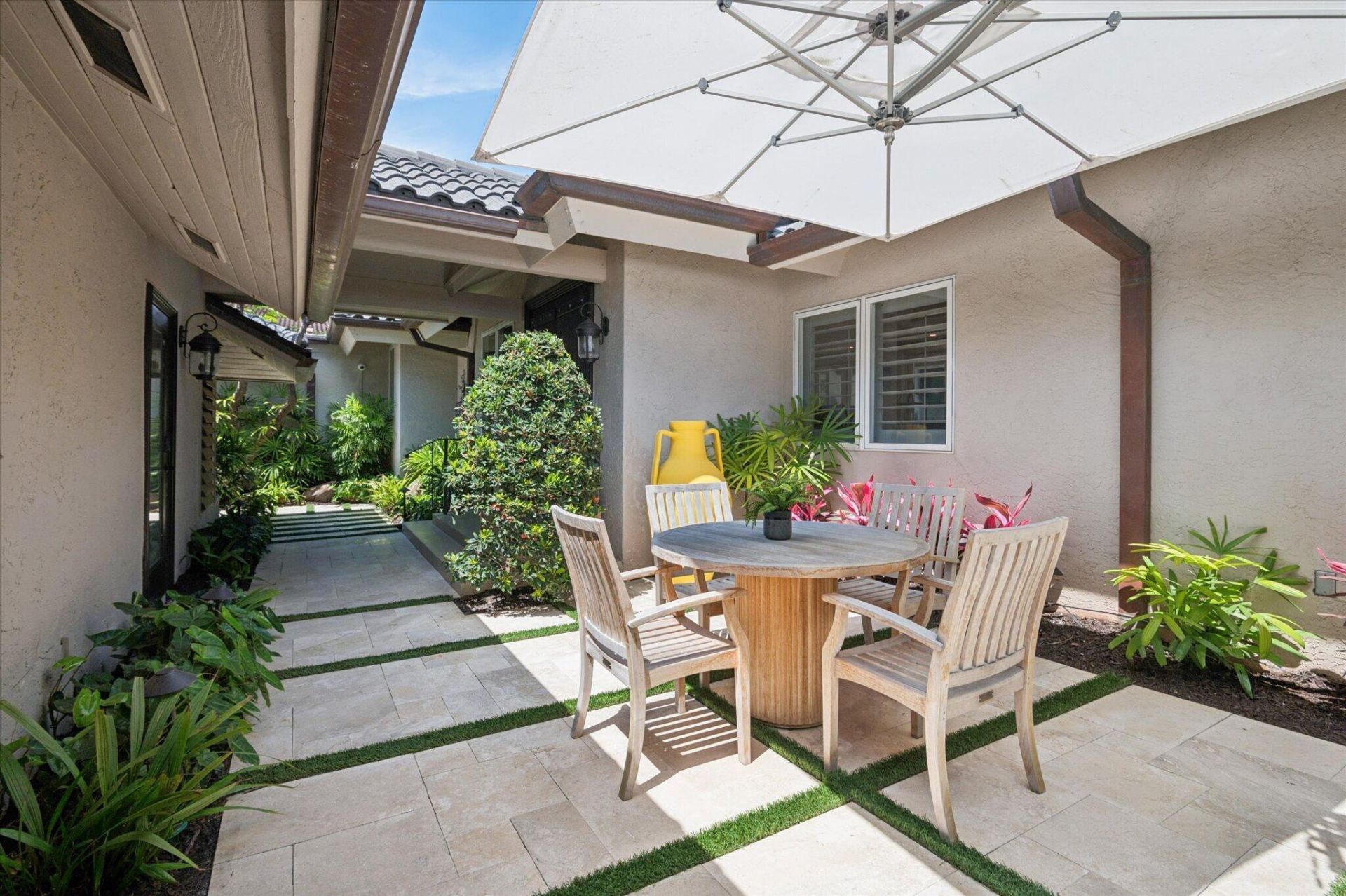 2525 Barcelona Drive, Fort Lauderdale, FL 33301 Photo