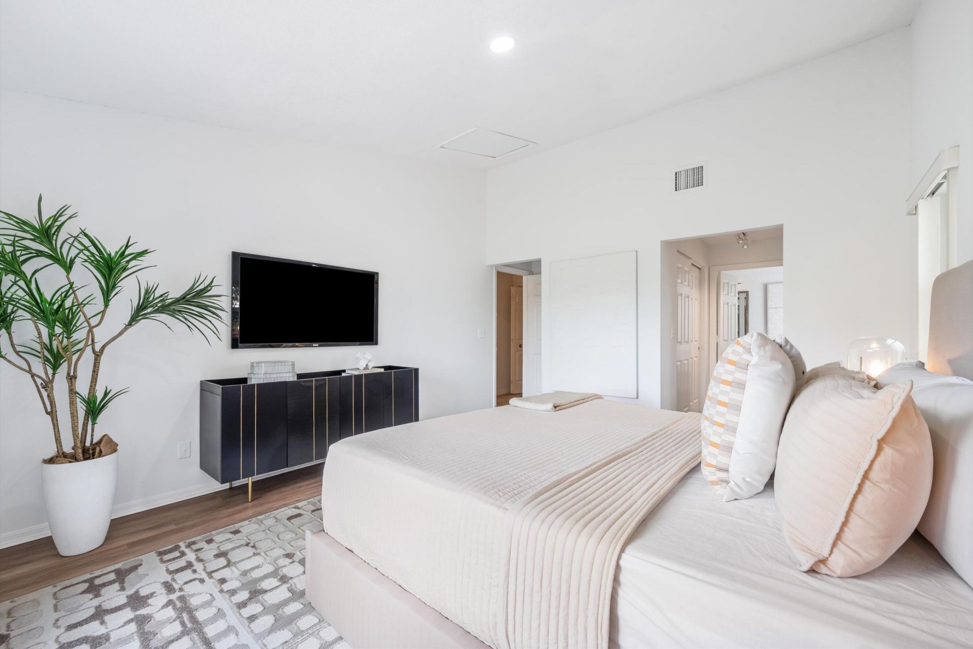 18219 SW 3rd Street, Pembroke Pines, FL 33029 Photo