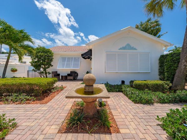 205 N 18th Ave Avenue N, Lake Worth Beach, FL 33460