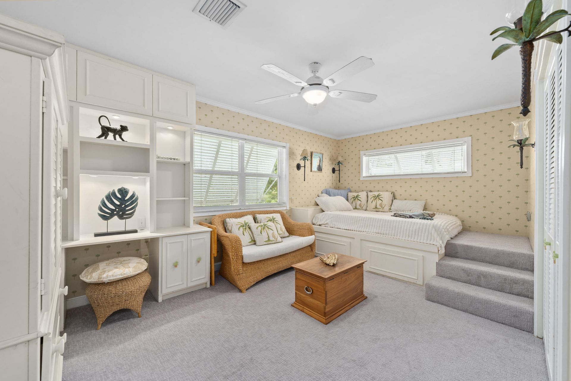 205 N 18th Ave Avenue N, Lake Worth Beach, FL 33460 Photo