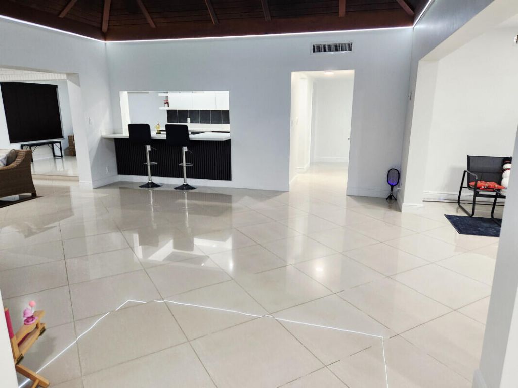 5707 White Hickory Circle, Tamarac, FL 33319 Photo