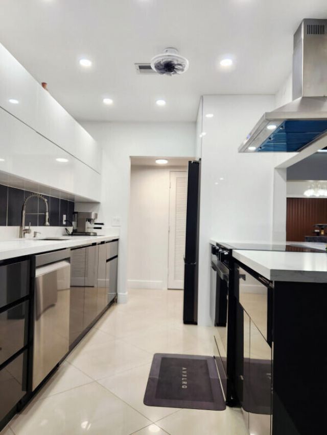 5707 White Hickory Circle, Tamarac, FL 33319 Photo